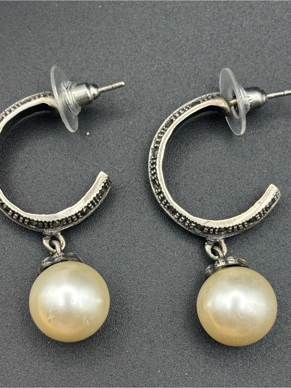 Sterling Silver Hoop Earrings with Cream Pearl Drops